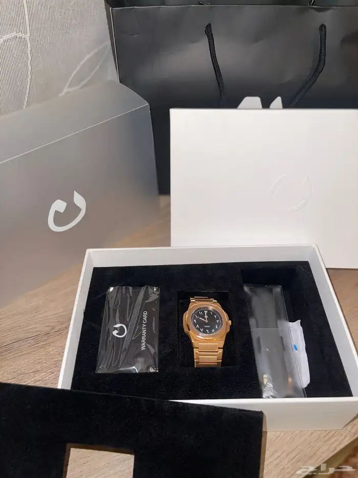 للبيع ساعه يد نون اوفيشال الفاخرة for sale a luxurious 2
