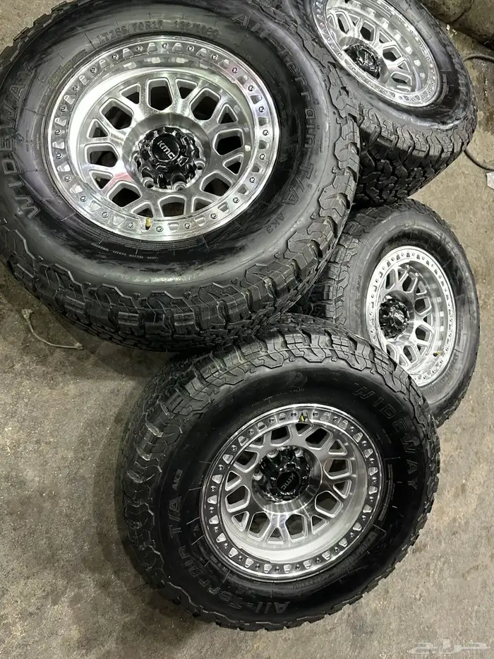 جنوط كي ام سي 6 مسمار فرد f150 مع كفرات نص حجري مقاس17 25