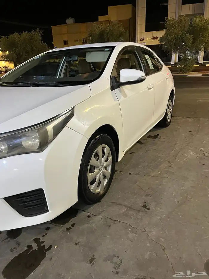 للبيع كورولا 2014 5