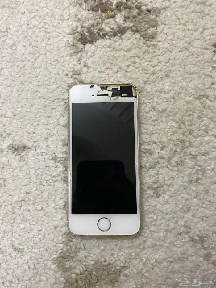 اربعه ايفونات 4s و 5S 2