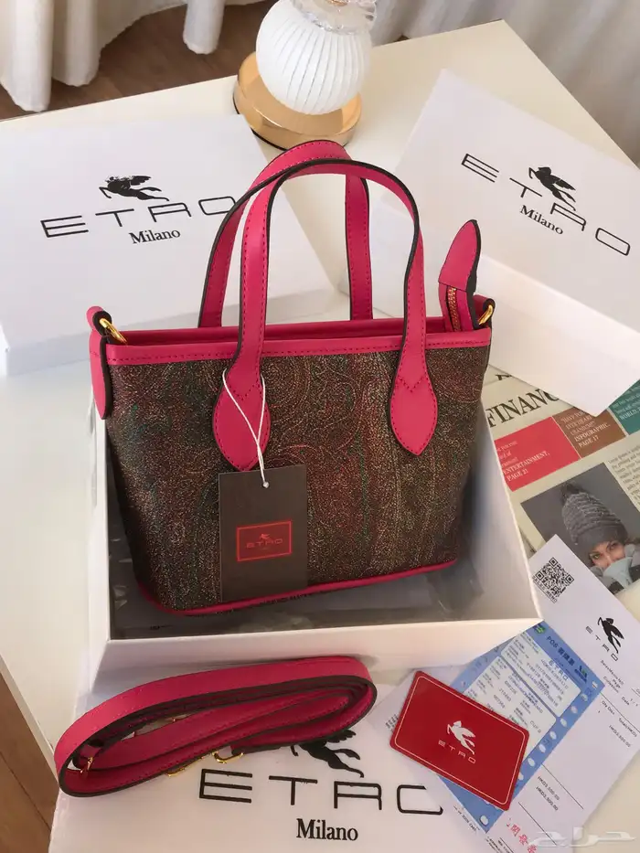 شنط ماركات العرض شنطين ب180  والنشطه ب115 فقط 43
