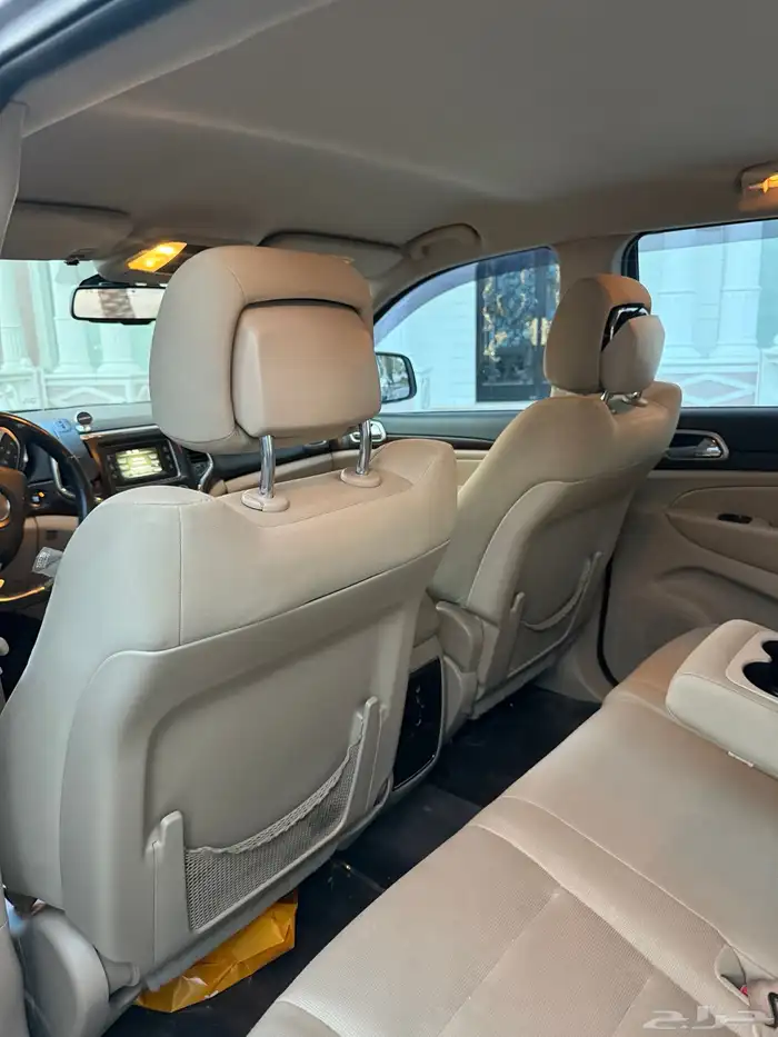 جيب قراند شيريوكي لاريدر 23