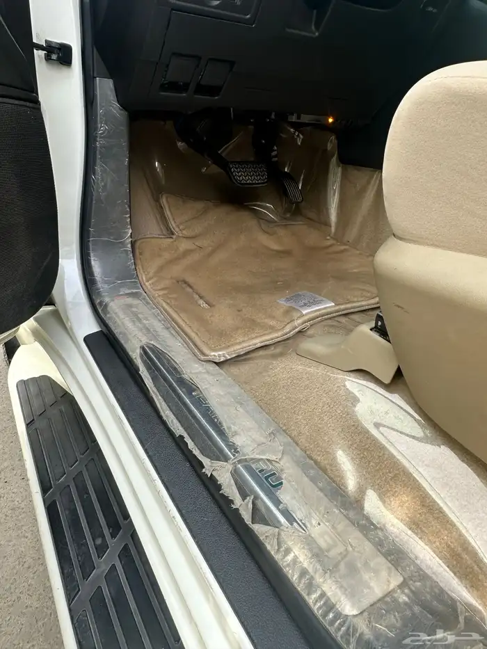 لاندكروزر GXR3 2010 13