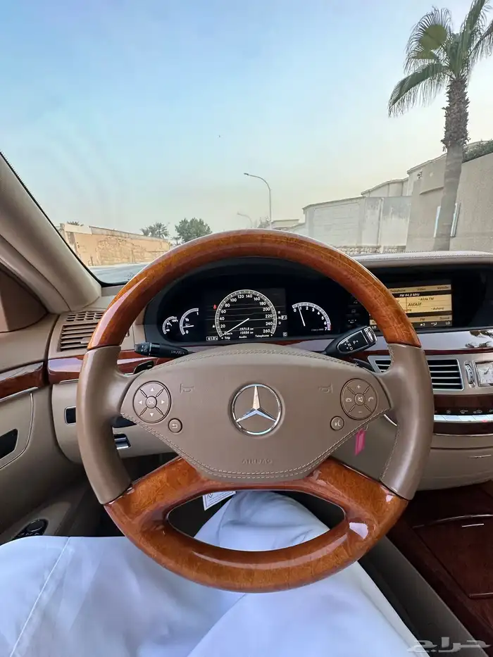 مرسيدس S350 مخزن ماشي 16 الف فقط بحاله الوكاله 32