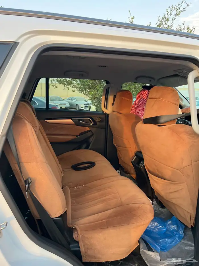 جيب سيزو موديل 2023 ماشي 124 الف فل كامل 5