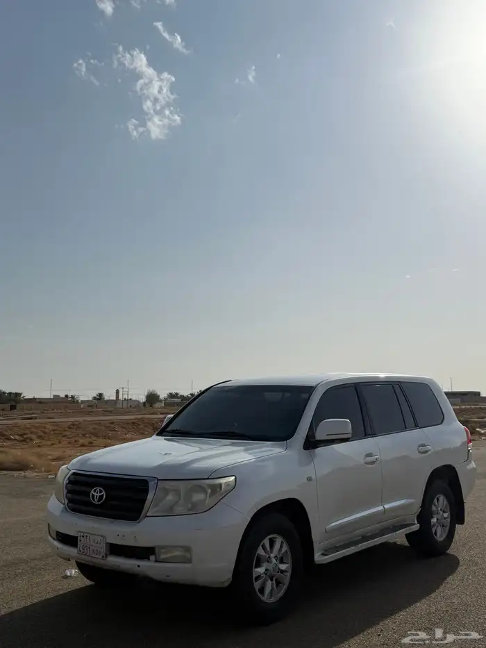 لاندكروزر 2011 بدي شرط 1