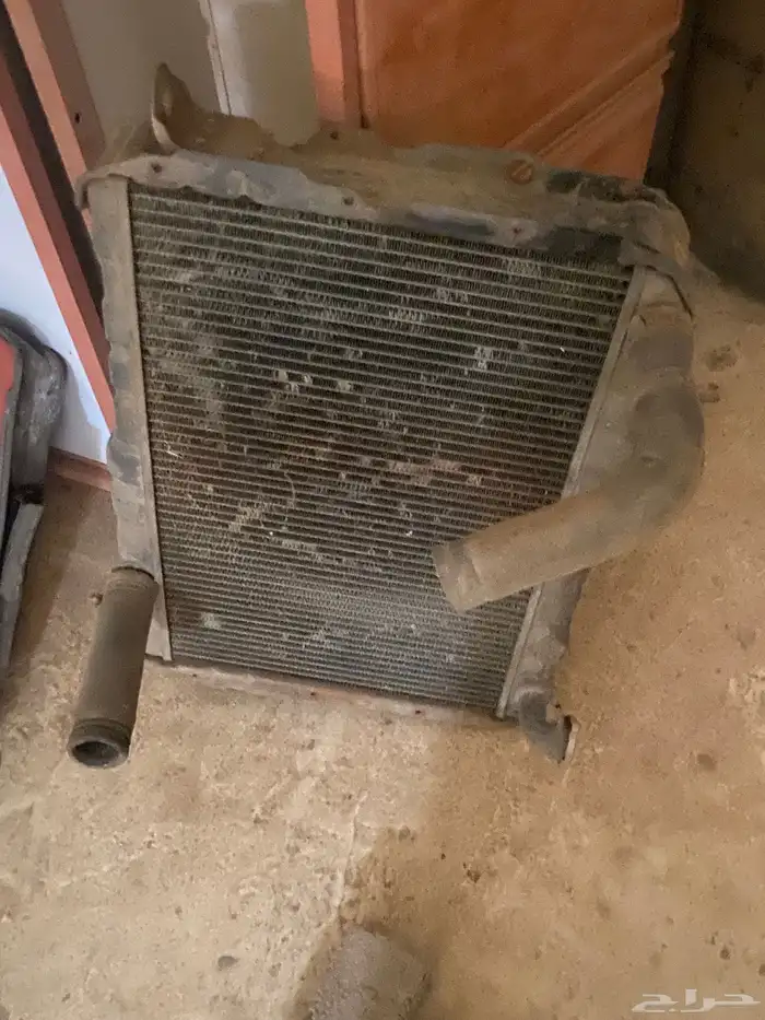 قطع غيار متنوعه كامري صالون جنوط افالون 3
