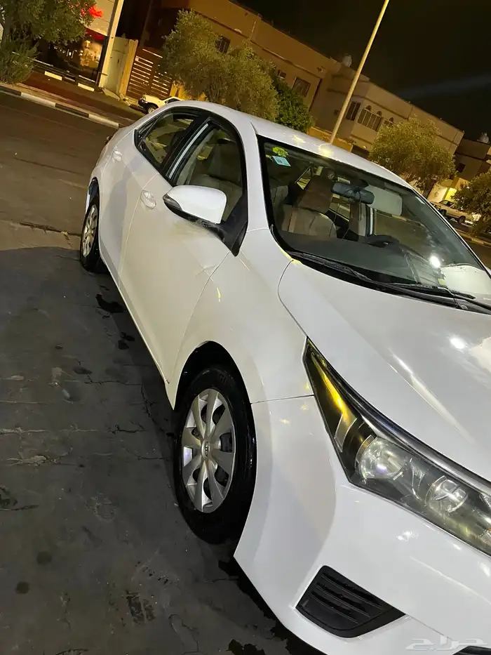 للبيع كورولا 2014 3