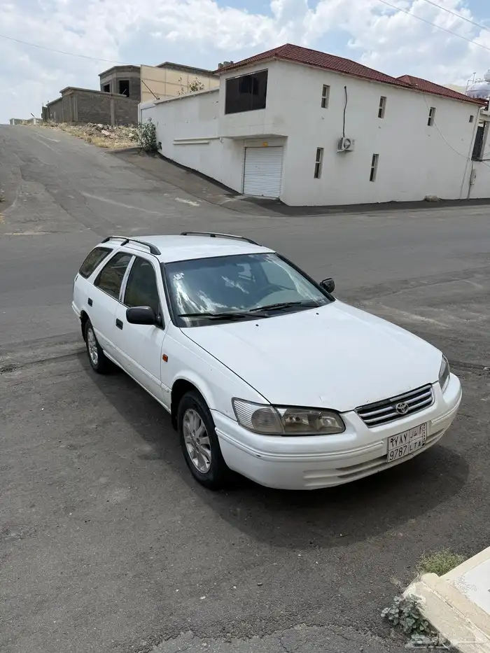 تويوتا كامري 2000 نظيفه 0