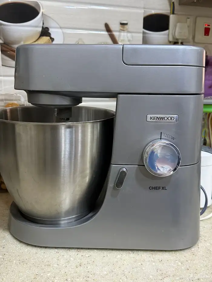 عجان كينود بملحقاته مفرمة وخلاط وقطاعة 1