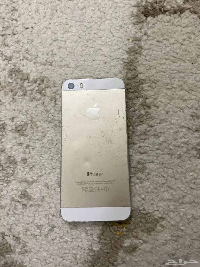 اربعه ايفونات 4s و 5S 3