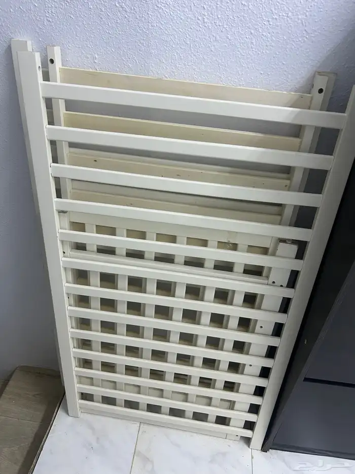 سرير أطفال مواليد 1