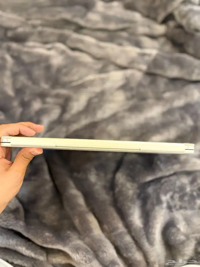 ايباد M4 512g شريحه 13 إنش 11