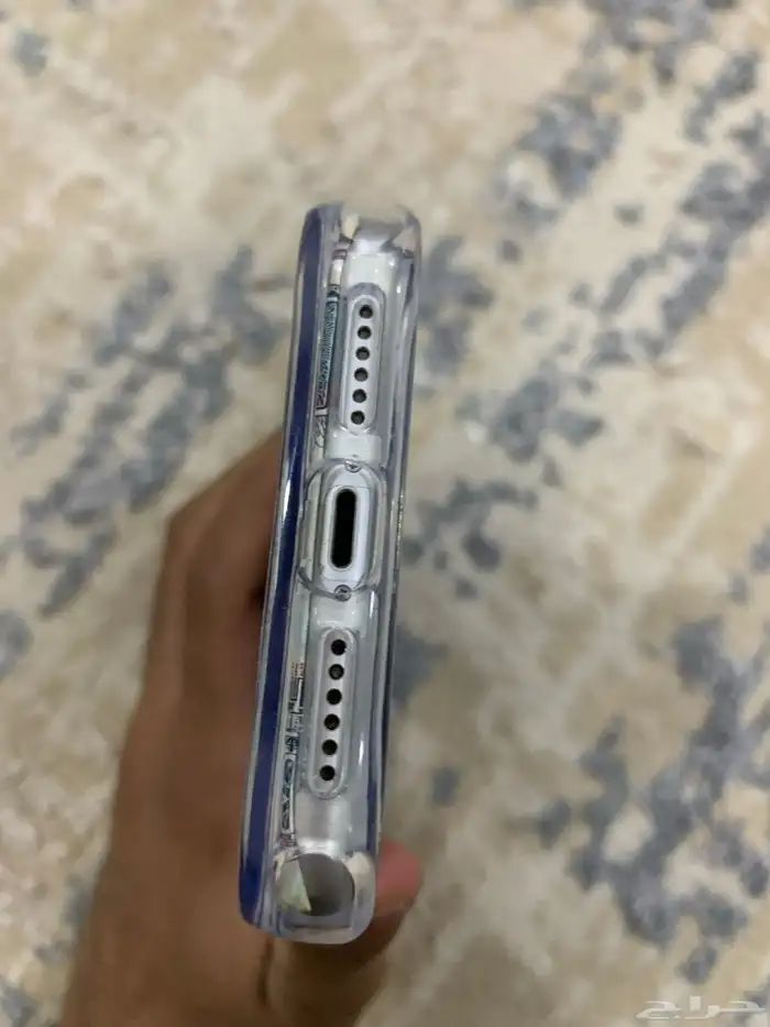 آيفون 11نضيفف جدا 4