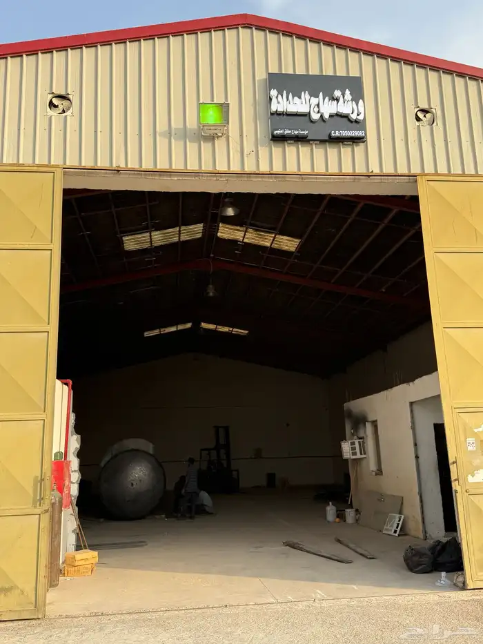 مصنع توانك قلابات مقطورات 26