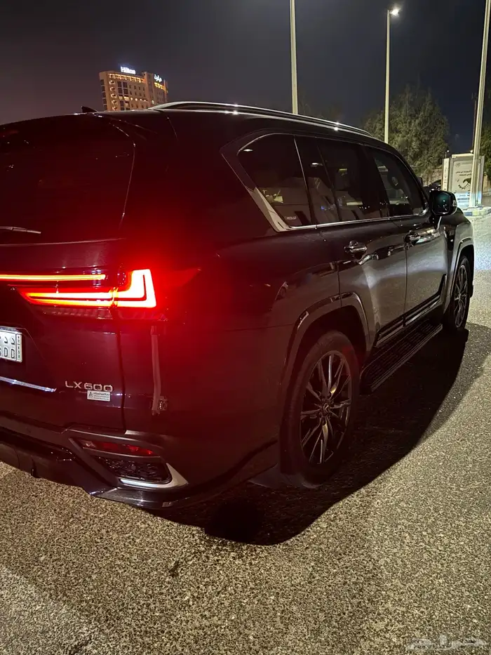 لكزس اف سبورت 2024 7