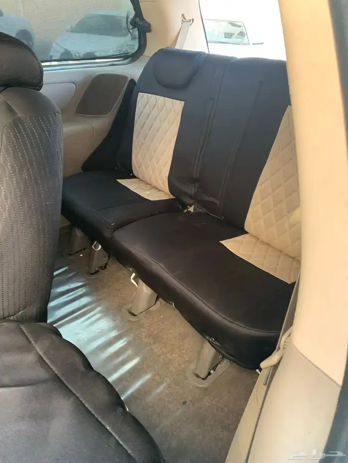 للبيع كيا كرنفال 2012 الستاندر 16