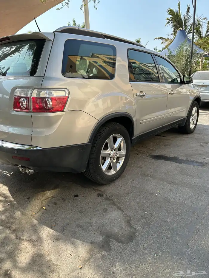 اكاديا موديل 2008 SLE عداد 127500 كيلو 0