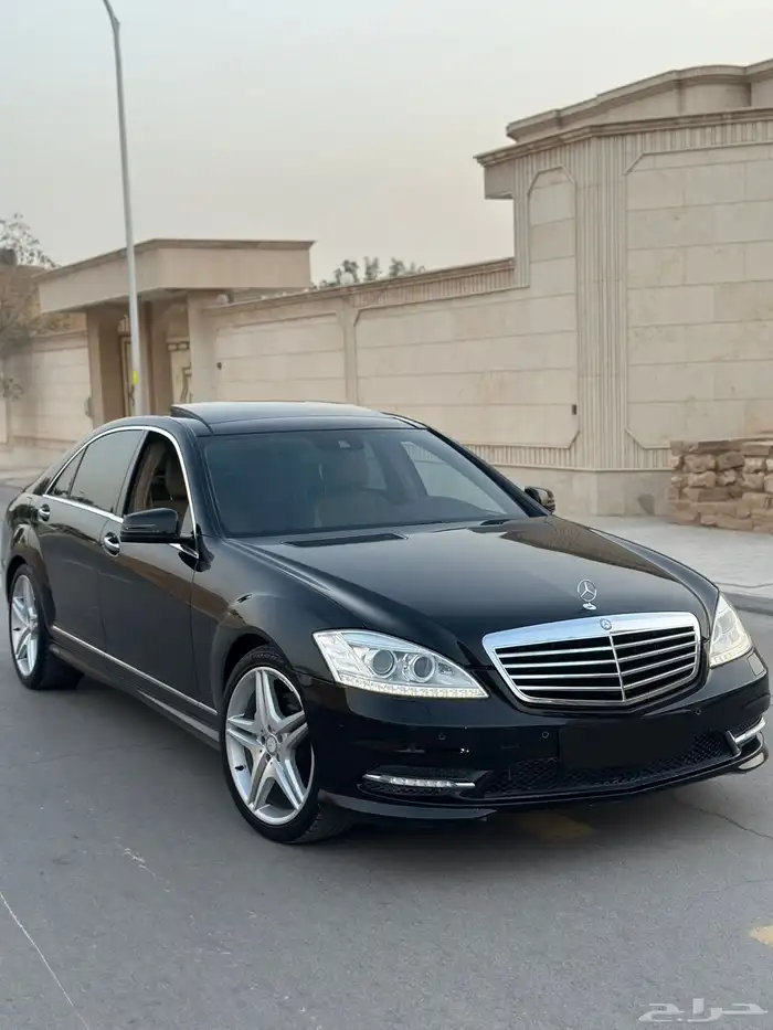 مرسيدس S350 مخزن ماشي 16 الف فقط بحاله الوكاله 71
