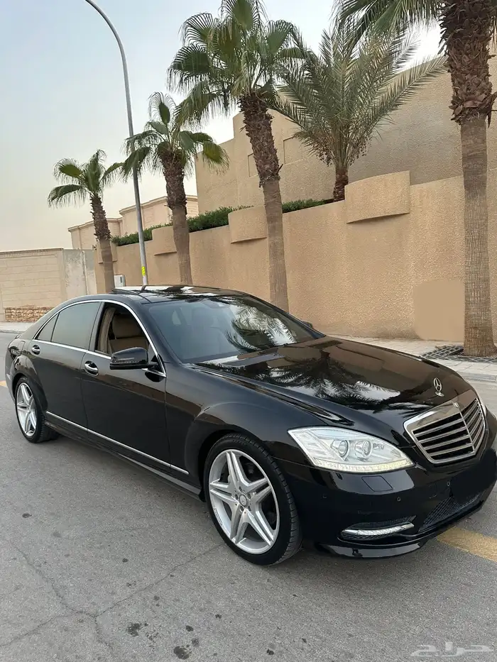 مرسيدس S350 مخزن ماشي 16 الف فقط بحاله الوكاله 53