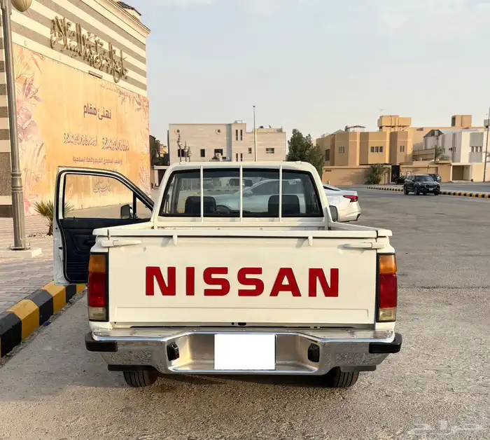 للبيع ددسن 1988 غماره مجدد 4
