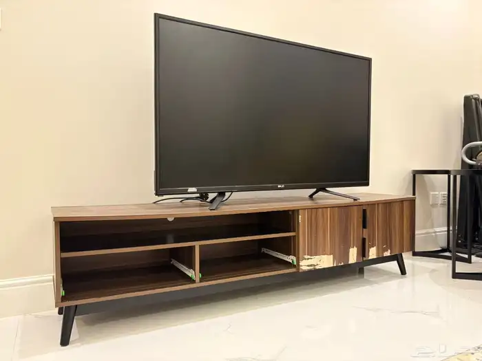 كنب طاولة طعام دولاب فريزر شاشة 65 13
