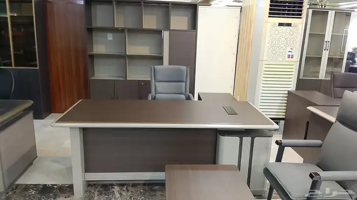 اثاث مكتبي إدارية مودرن فخم وكراسي ودولاب ملفات جديده 4