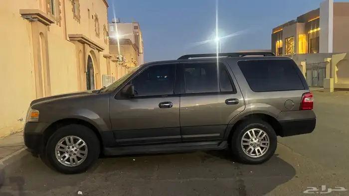 فورد اكسبديشن نضيف جدا بدون دبل 3