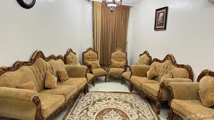 كنب للبيع 9 قطع ملكي 1
