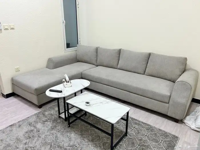 كنب طاولات للبيع جديد استعمال شهر 0