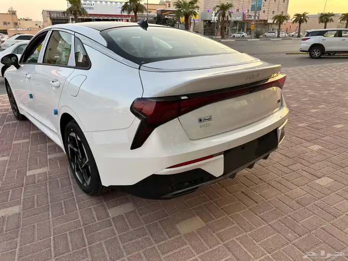 كيا K5 موديل 2026 نص فل 10