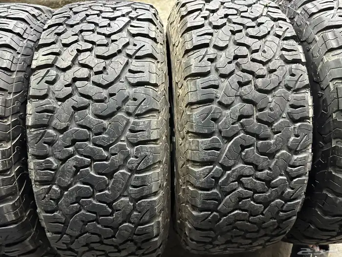 جنوط كي ام سي 6 مسمار فرد f150 مع كفرات نص حجري مقاس17 6