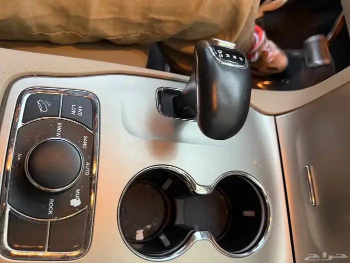 جيب قراند شيريوكي لاريدر 31