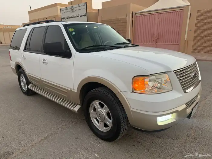 أجمل ما صنعت أمريكا فورداكسبدشن 2005 نظيف جدا 12