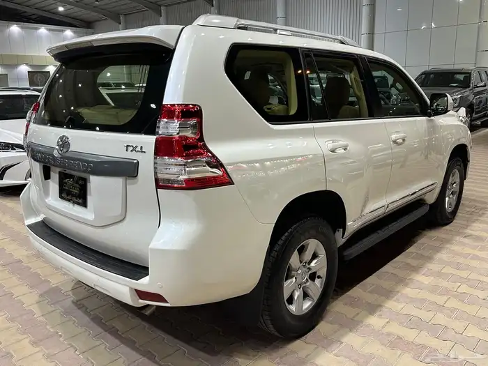 تويوتا برادو موديل 2016 فل كامل 4سلندر 25