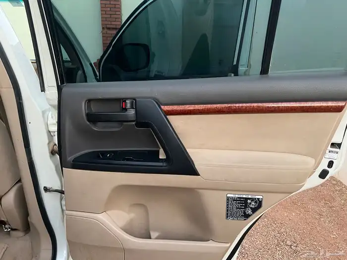 لاندكروزر هدد 2012 نظيف 14