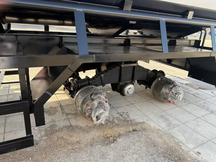 مصنع توانك قلابات مقطورات 12