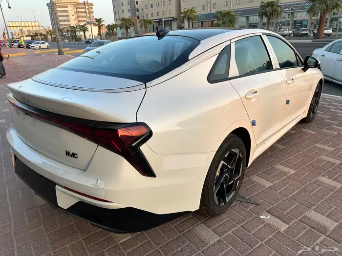 كيا K5 موديل 2026 نص فل 12