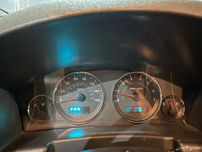 جيب شيروكي كوموندر 8V مخزن فلل كامل 26