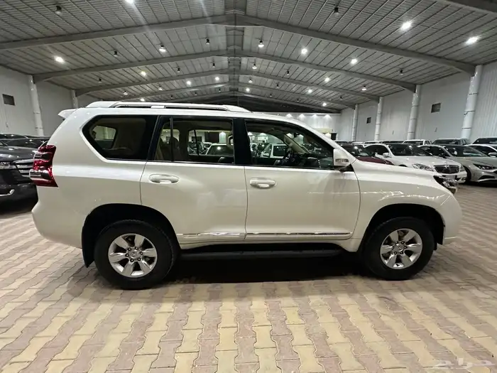 تويوتا برادو موديل 2016 فل كامل 4سلندر 5