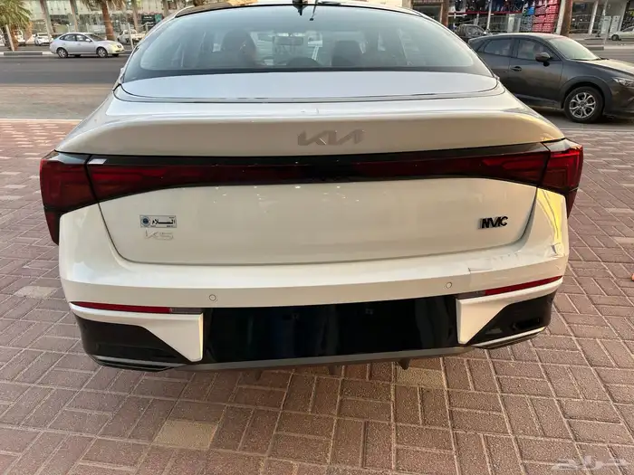 كيا K5 موديل 2026 نص فل 9