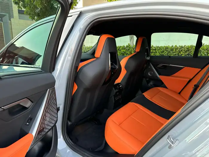 بي ام دبليو M5 2025 11