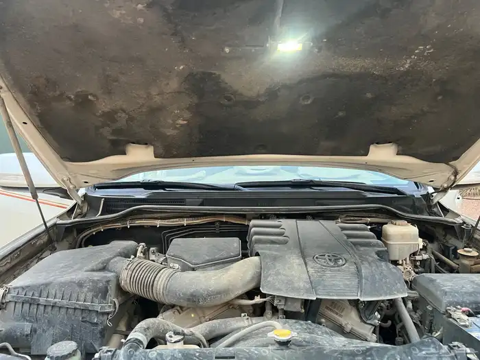 لاندكروزر هدد 2012 نظيف 20