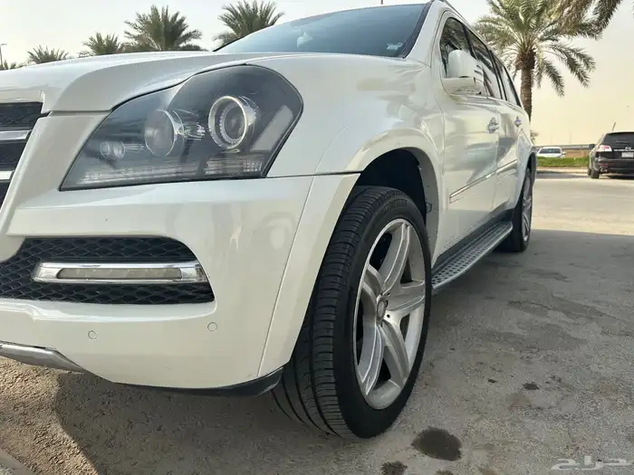 جيب مرسيدس GL500 4 MATIC    GRAND Edition موديل  2012 4