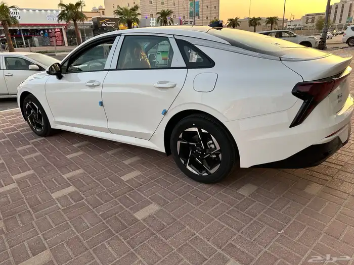 كيا K5 موديل 2026 نص فل 7