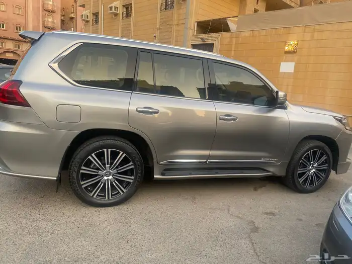 جيب لكزس LX570 للبيع 2018 6