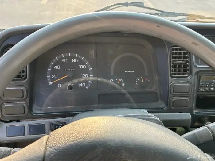متسوبيشي كانتر 2004 11