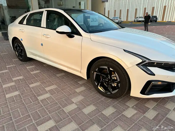 كيا K5 موديل 2026 نص فل 19