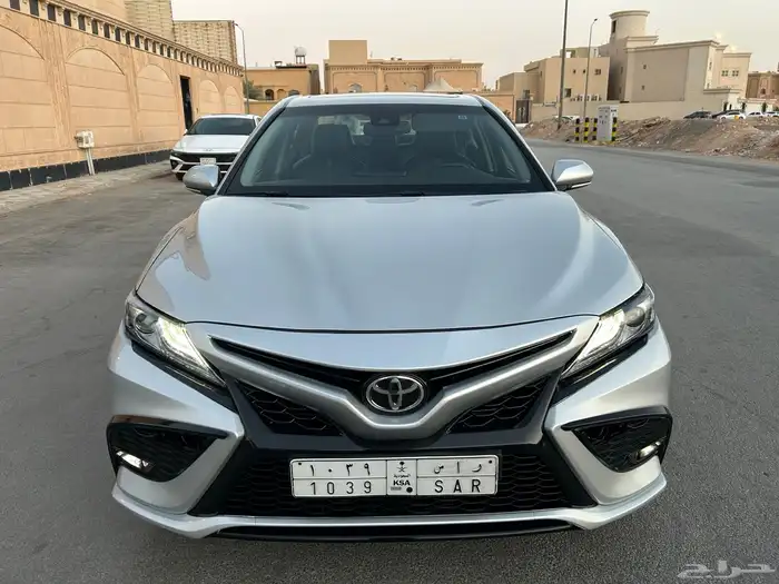تويوتا كامري 6 سلندر مديل 2022 SE 0