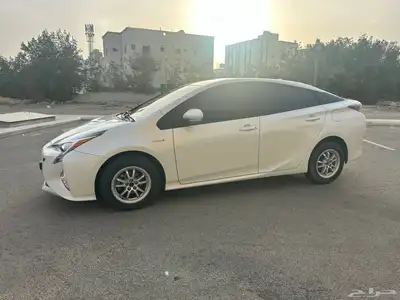 تويوتا بريوس 2017 مخزنه بحالة المصنع index